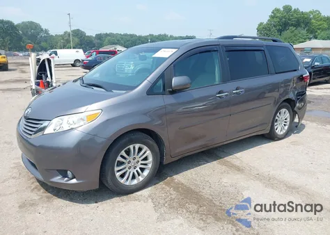 2015 Toyota Sienna Xle 8 Passenger from USA, damaged, VIN 5TDYK3DC6FS679135